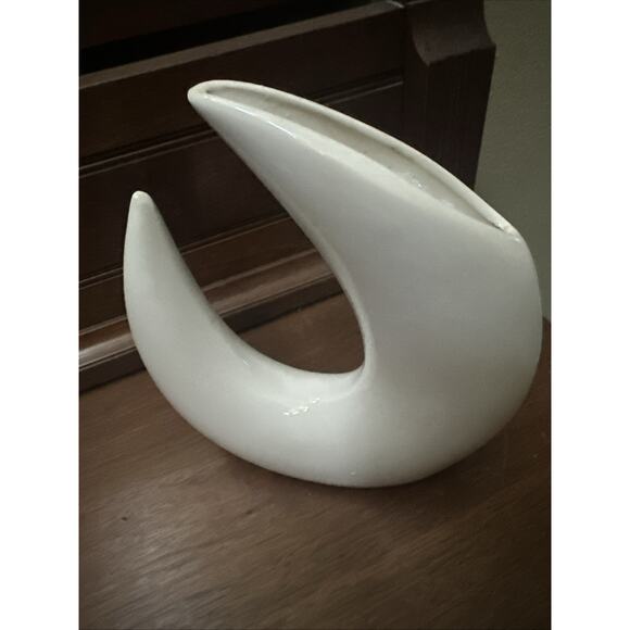 VINTAGE MID CENTURY MODERN WHITE ABSTRACT IKEBANA POTTERY SCULPTURE VASE JAPAN - Picture 4 of 7
